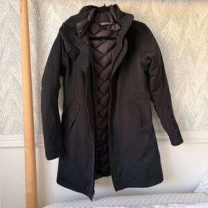 Patagonia Women's Black 3 in 1 parka